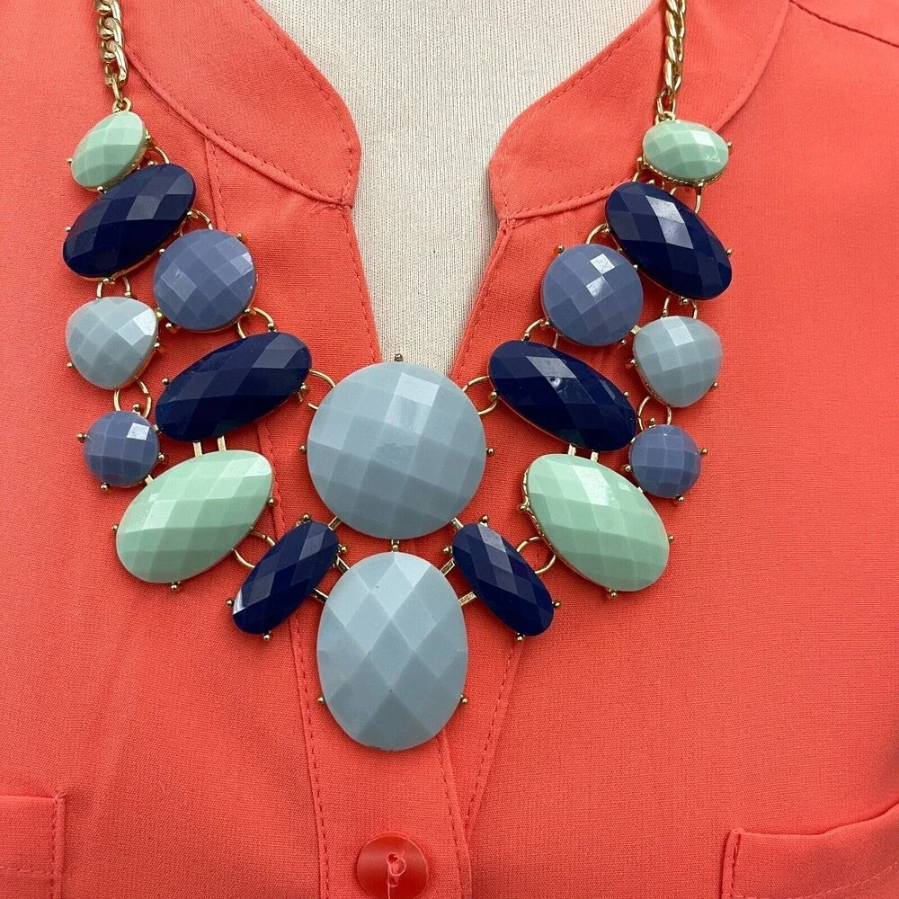 Charming Charlie‎ Blue Green Gold-tone Women's Fashion Bib Necklace NWOT